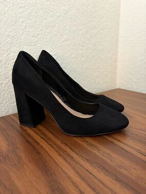Classic Black Suede Block Heel Pumps